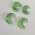 Pendentifs lune en œil de chat vert pour la fabrication de bijoux et colliers - Pendentif Lune Œil de Chat Synthétique (Pendentif Seul) / Vert Fruit