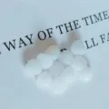 White heart gemstone cabochons, crystal DIY jewelry accessories for rings and necklaces. - White Jade