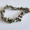 Bracelet en pierres naturelles concassées 5-8mm élastique irrégulier cristal modèle - Pierre Tachetée