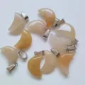 Natuurlijk kristal kleine maan hanger, kleurrijke halve maan kwarts ketting sieraden accessoires. - Topaas