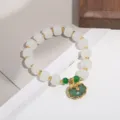 Bracelet de perles blanches de style chinois avec pendentif serrure verte bijoux élégants - Serrure Pingan Verte