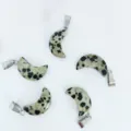 Natuurlijke edelsteen mini halve maan hanger variant, kristal steen sieraden accessoires. - Gevlekte Steen