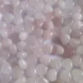 Kleine 15 mm polierte natürliche rosa Rosenquarz Edelsteine in Herzform für Deko - 5 Stück / Rosenquarz