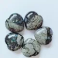 Natural crystal heart gemstone ornament palm stone healing crystal pocket stone 3cm decor. - Matte Black (01)