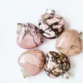 Colgante de corazón de cristal natural 20mm piedra preciosa amor collar joyería regalo - Rosa