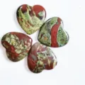 Natural crystal stone heart figurine, polished gemstone craft for home decor and love gift. - Bloodstone