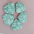 25mm Heart Natural Crystal Stone Ornament Healing Palm Pocket Gemstone Decor 1pc - White Turquoise (Synthetic)