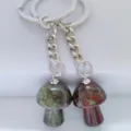 Porte-clés champignon en cristal naturel joli pendentif en pierre accessoire de sac. - Pierre de Sang