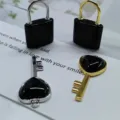 Herz Schloss und Schlüssel Anhänger Set Halskette Mode Schmuck Paar Zubehör neu - Obsidian