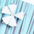 Pendente con cono esagonale in cristallo bianco, collana agata sfaccettata variante. - Quarzo bianco fuso