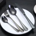 Juego de cubiertos negros de acero inoxidable 4 piezas moderno cuchillo tenedor cuchara - Set de 4 piezas / Negro