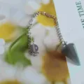 Natuurlijke kristallen conische pendel hanger met metalen ketting voor wichelroede. - Klein (16*15 mm) / Grijze Agaat