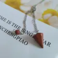 Natuurlijke zandsteen conische pendel hanger met zilveren ketting voor meditatie - Klein (16*15 mm) / Goudsteen (Synthetisch)