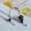 Natuurlijke kristallen zeshoekige kegel slingers hanger met ketting gefacetteerde steen ketting. - Klein (16*15 mm) / Larvikite