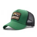 Cappellino trucker traspirante con patch ricamata di montagna, berretto sportivo in rete. - Patchwork Verde