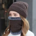 Dunkelbraune gefütterte Winter Strickmütze und Schal Set, warm und bequem für Damen. - 55-60cm / Kaffeebraun
