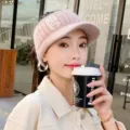 Gorra visera de punto rosa para mujer, sombrero de invierno cálido abierto para coleta. - Rosa