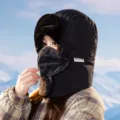 Caliente gorro de invierno térmico a prueba de viento con mascarilla para ciclismo - M (56-58cm) / Negro