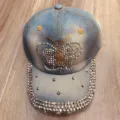 Spijker honkbalpet met strass vlinder en glimmende gebogen rand voor de zomerse zon - Verstelbaar / Lichtblauw Gewassen Strass Vlinder Patroon (21)
