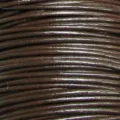 1.5mm braune runde Kordel im Detail, ideal fur DIY Schmuckherstellung von Armbandern und Ketten. - Kaffeebraun