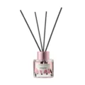 Rosa Raumduft Diffuser mit schwarzen Stäbchen in Klarglas Aromatherapie-Flasche - Encounter (Zartrosa) / 50ml