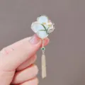 Chinese style fan tassel brooch vintage elegant metal shell flower lapel pin clothing accessory - 179# Magnolia Brooch