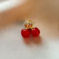 Elegant high-end red cherry brooch with sparkling crystal leaf design for women fashion - Red (954)