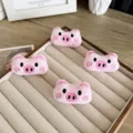 Süße rosa Plüsch Schweinekopf Anhänger für DIY Zubehör und niedliche Taschenanhänger. - Brosche Stil / Rosa Schwein (Ovale Nasenlöcher)