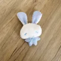 Porte-clés lapin en peluche mignon avec oreilles à carreaux bleus et corps en forme d'étoile - Style Marionnette / Lapin Bleu
