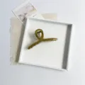 Pince à cheveux mate de couleur vert olive, grande taille pour coiffures élégantes - Vert Gelée