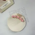 Eleganter Haarkrebs mit rosa Kamelienblüten aus Harz für süße Frühlingsfrisuren - Kamelien-Stil / Rosa Kamelie Klar Gelb