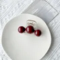 Minimalist large hair claw clip with glossy dark red spherical decor for women. - 3-Bead Style / M / Burgundy