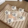 Adorables mini breloques de poisson en peluche blanche pour la décoration DIY - Style Ouverture au Dos / 500 Pièces/Paquet / Noir