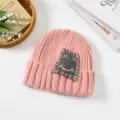 Niedliche rosa Strickmütze für Damen, dicke warme Wintermütze mit besticktem Patch. - Einheitsgröße / Rosa