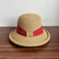 French straw sun hat for women, chic curved brim summer beach hat with red ribbon bow. - M (56-58cm) / Red