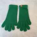 Green knitted touchscreen gloves for women, winter warm wool gloves featuring cute bear label. - Green Two-Fingerless