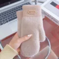 Moffole invernali calde in peluche spesso per donne, bellissimi guanti beige morbidi. - Cachi con etichetta