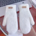 Donne spesse peluche inverno mitten bianche lavorate a maglia guanti caldi per freddo - Bianco con etichetta