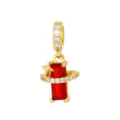 Macro-opname van vergulde hanger met een rechthoekige rode zirkoon en steraccenten - Pendant Only (Without Chain) / Rozerood