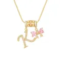 Detailansicht des 18k vergoldeten K-Anhängers mit glänzenden rosa Herz-Zirkonia - Buchstabe K / Anhänger + Boxkette (45+5cm) / Gold