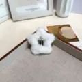 Pince à cheveux étoile en peluche blanche douce pour filles et ados, accessoire hiver - Pentagramme / Blanc