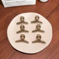 Set mit sechs 4 cm großen, bernsteinfarbenen Mini-Haarklammern für feines Haar - 6er Set / Transparentes Grau