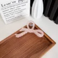 Exquise pince à cheveux rose mat translucide en forme de nœud pour cheveux épais - Nœud papillon / 11.5cm / Rose Brumeux