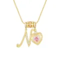Nahaufnahme der 18k vergoldeten Kette mit Buchstabe M und herzförmigem rosa Zirkonia - Buchstabe N / 45+5cm / Gold