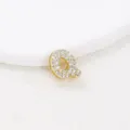 18K vergoldeter Buchstaben-Anhänger Q aus Kupfer mit funkelndem Zirkonia-Besatz - Nur Anhänger (Keine Kette) / Gold Q