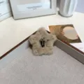 Barrette à cheveux étoile en peluche beige douce pour les tenues d'automne et d'hiver - Pentagramme / Chameau