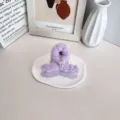 Pince à cheveux en peluche mauve avec nœud, accessoire de style balletcore doux - Violet