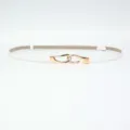 Sottile cintura bianca da donna, elegante fibbia con gancio dorato, accessorio per vestito - Bianco