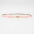 Cintura sottile rosa da donna, elegante accessorio per abiti in pelle PU con fibbia dorata. - Rosa