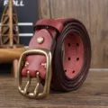 Cintura rétro in vera pelle da uomo con fibbia a doppio ardiglione in ottone massiccio. - Rosso scuro